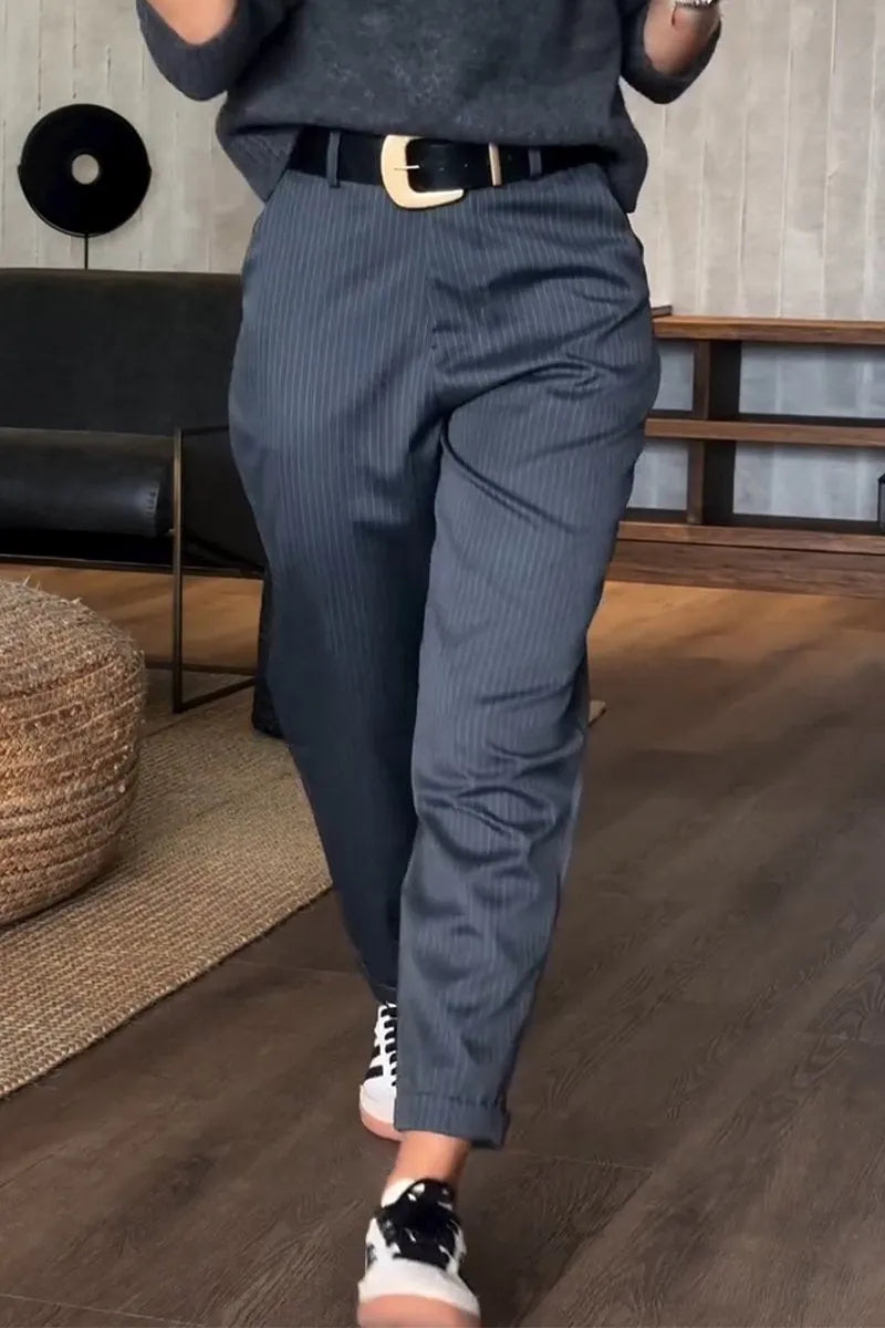 MATHILDA | ELEGANTE, FIGURSCHMEICHELNDE HOSE MIT STREIFEN